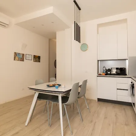 Apartment Casa Patrizia Milan
