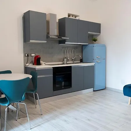 Casa Penelope - Minimal Chic A 15 Minuti Dal Duomo Appartamento