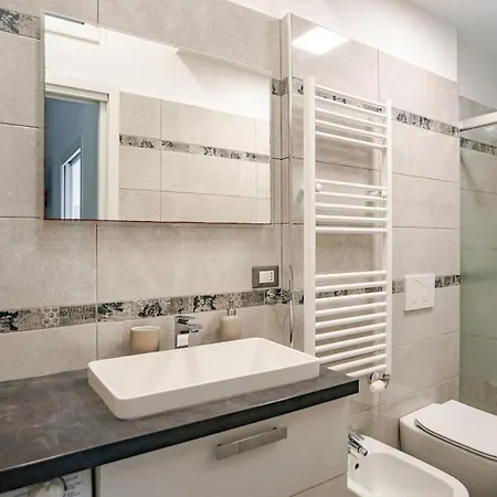 Casa Penelope - Minimal Chic A 15 Minuti Dal Duomo Milano
