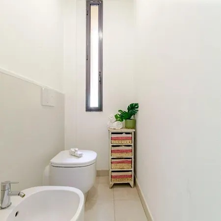 Apartment Characteristic One Bedroom Columns Of San Lorenzo *