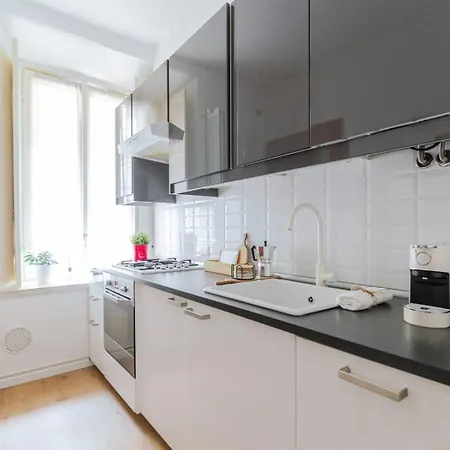 Apartment Characteristic One Bedroom Columns Of San Lorenzo