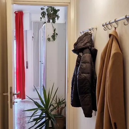 Cozy Near Fondazione Prada - Free Parking Διαμέρισμα *