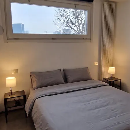 Cozy Near Fondazione Prada - Free Parking Διαμέρισμα