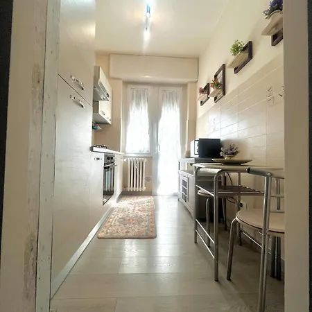 Daire Guesthost - Balcony Flat X3 Linate Airport Mm4