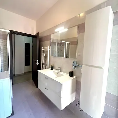 Guesthost - Balcony Flat X3 Linate Airport Mm4 Daire *