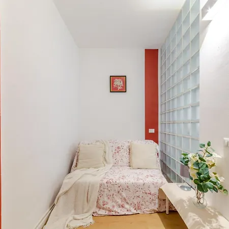 Characteristic One Bedroom Columns Of San Lorenzo