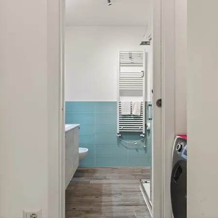Apartment Open Space Con Veranda A Citta Studi *