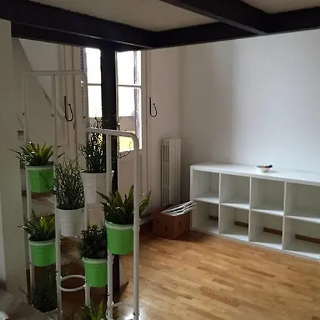 V12 Design Apartmán Milán