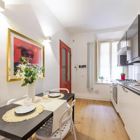 Characteristic One Bedroom Columns Of San Lorenzo Apartment Milan