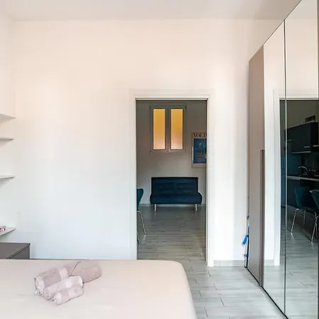 Casa Penelope - Minimal Chic A 15 Minuti Dal Duomo Appartamento