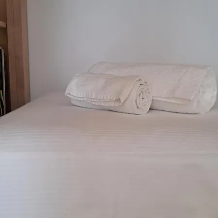 Apartment M4 Tolstoi - Tolstoj -110mq - 3 2 Bagni -navigli- Linate