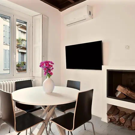 Corso Magenta Historic Daire *
