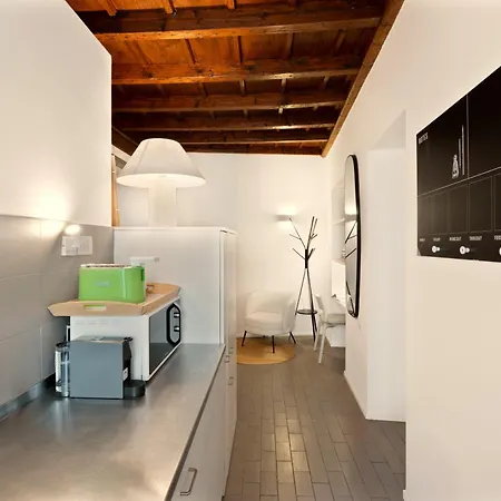 Corso Magenta Historic Milano