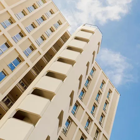 Homizy Tucidide Milano