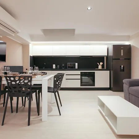 ゲストハウス Residenza Smeraldo 4*
