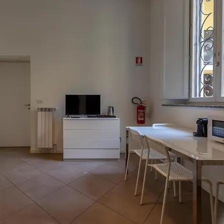 Hotiday San Gottardo Lägenhetshotell Milano