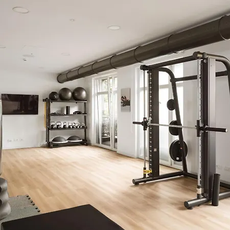 Limehome Navigli 4*