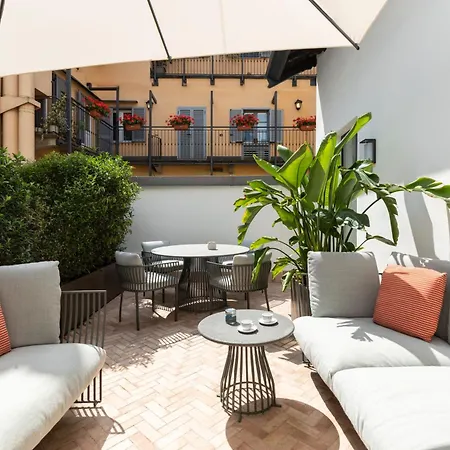 Casa Laveni *