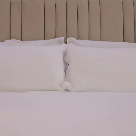 Duomo Hub - Boutique Guest With Self Check-in 3*