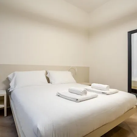 Italianflat - Duomo Atmosphere Two 3* ミラノ