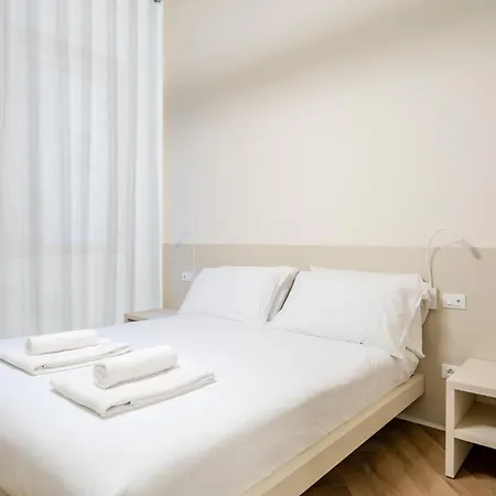 Italianflat - Duomo Atmosphere Two 3* ミラノ