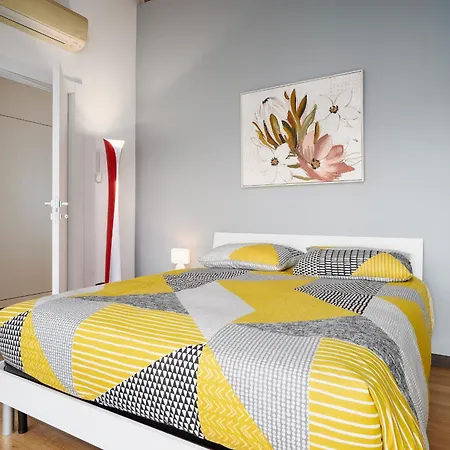 בית נופש New - Loft Nolo - A-c - 6 Pax - 2 Bathrooms - M1-m2 מילאנו
