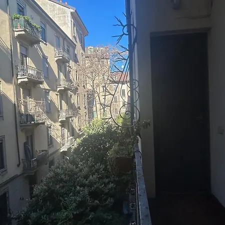 Cozy Near Pagano Gardens - Citylife アパートホテル 3*