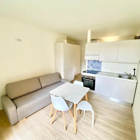 Mercantini - Cozy, Sleeps 13