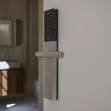 Duomo Hub - Boutique Guest With Self Check-in מילאנו
