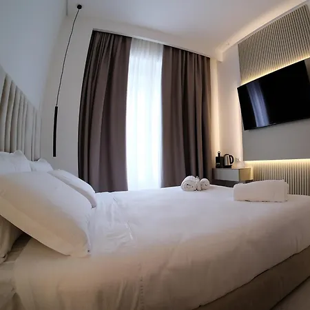 Duomo Hub - Boutique Guest With Self Check-in לינה וארוחת בוקר