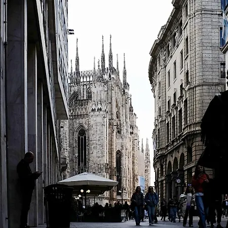 Duomo Hub - Boutique Guest With Self Check-in