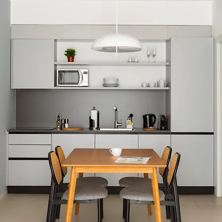 Limehome Navigli Apartahotel 4*