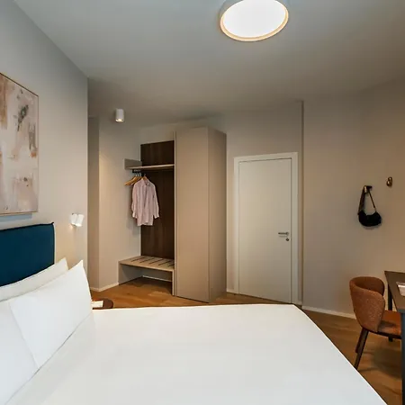 Relstay - Vercelli Aparthotel