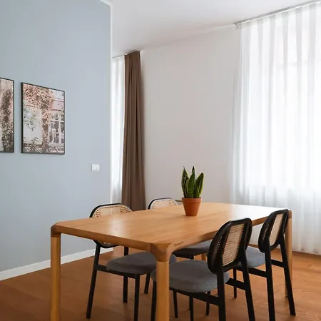 Limehome Navigli Lägenhetshotell Milano