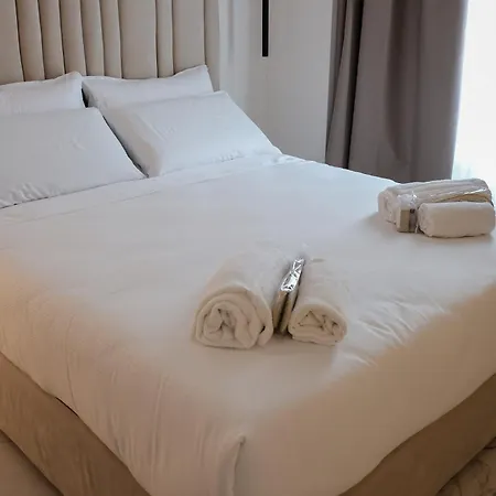 Duomo Hub - Boutique Guest With Self Check-in