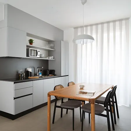 Limehome Navigli 4* Milano
