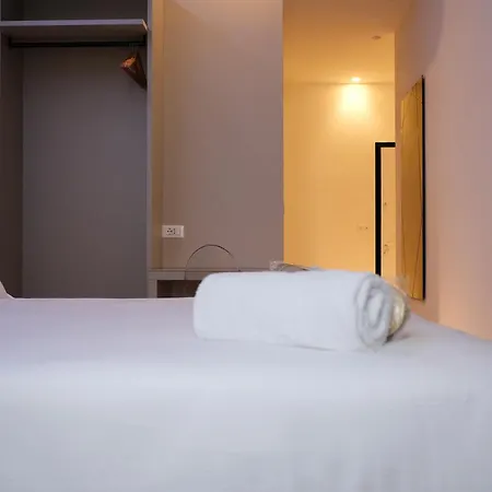 Duomo Hub - Boutique Guest With Self Check-in 3*