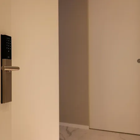 Duomo Hub - Boutique Guest With Self Check-in 3*