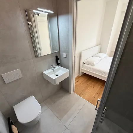 Appart hôtel Bicocca M5 - 5 & Parking 2*