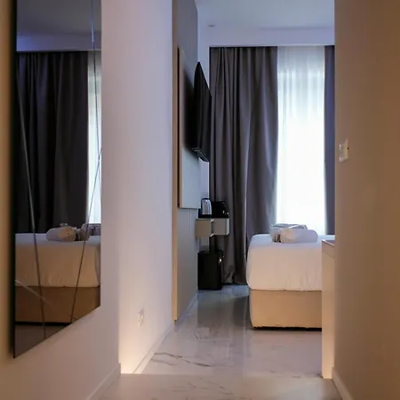 Duomo Hub - Boutique Guest With Self Check-in