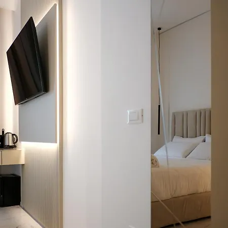 Duomo Hub - Boutique Guest With Self Check-in מילאנו