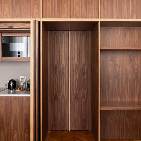 Sforza46 Lägenhetshotell 4*