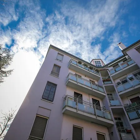 Residenza Smeraldo ゲストハウス ミラノ
