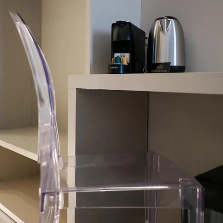 Duomo Hub - Boutique Guest With Self Check-in מילאנו