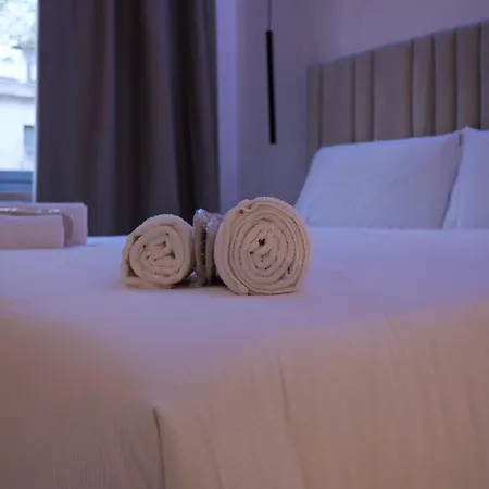 Duomo Hub - Boutique Guest With Self Check-in מילאנו