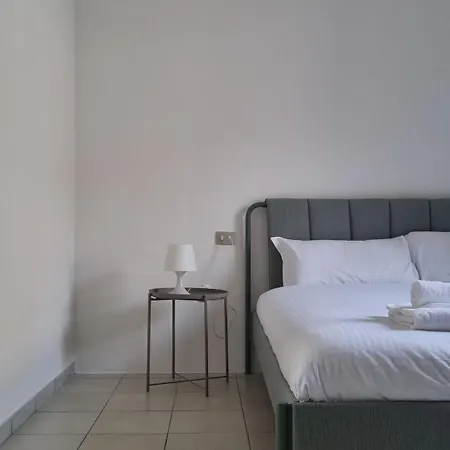 شقة Bilocale Monte Velino ميلان