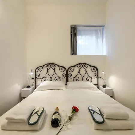 Apartamento Cesariano, 11 - In Centro - Parco&movida *