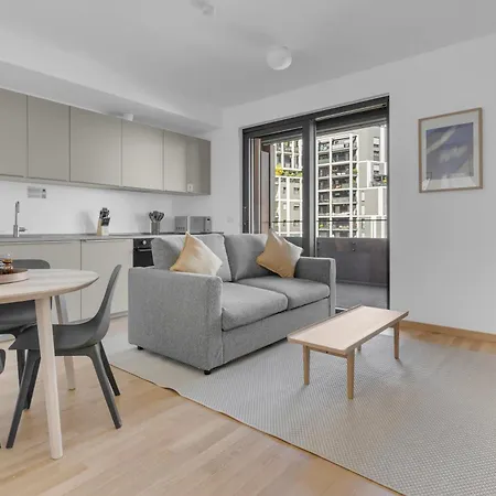 Apartment Feel Uptown Fiera With Terrace & Garage By Ndp Rent