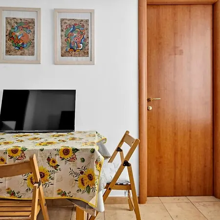 Cerm70 Prada District Spacious With An Artistic Touch شقة ميلان