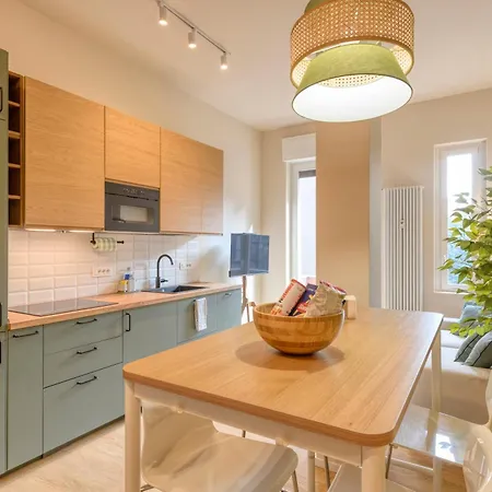 Giro 52 - 2 Bedroom Apartament, Close To San Siro, Fiera And 10 Min Metro To Duomo